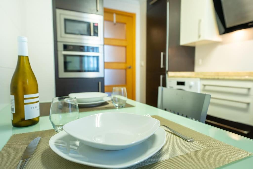 Apartamento En El Corazon De La Ciudad Con Parking Santander Exterior foto